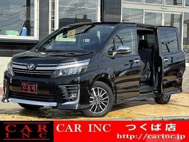 2017 Toyota Voxy