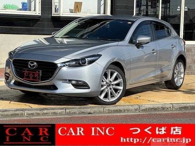 2017 Mazda Axela