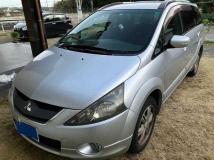 2005 Mitsubishi Grandis