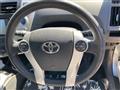 2013 Toyota PRIUS α