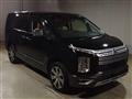 2019 Mitsubishi Delica D5
