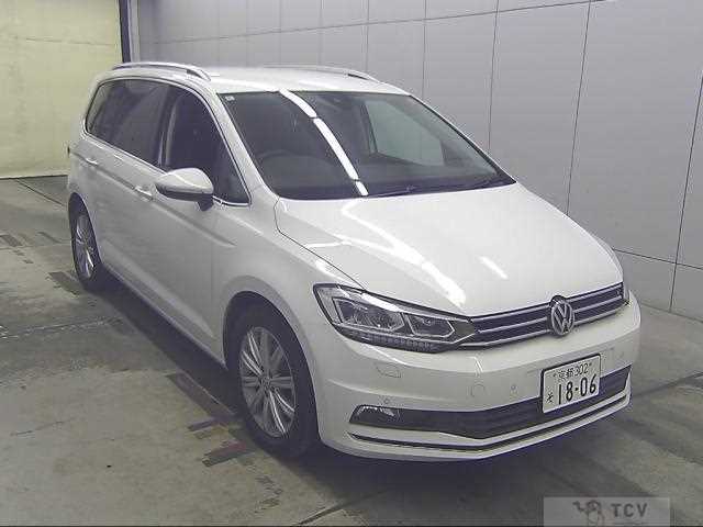 2018 Volkswagen Golf Touran