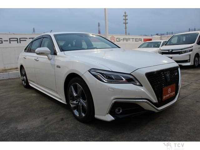 2018 Toyota Crown Hybrid