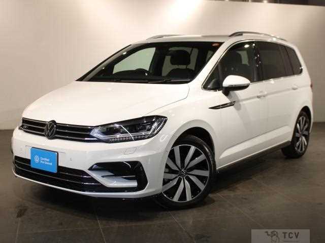 2025 Volkswagen Golf Touran