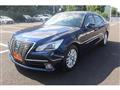 2013 Toyota Crown Hybrid