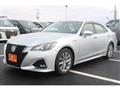 2017 Toyota Crown Hybrid