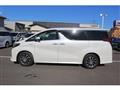 2015 Toyota Alphard Hybrid