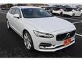 2017 Volvo V90