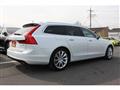 2017 Volvo V90