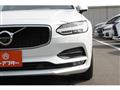 2017 Volvo V90