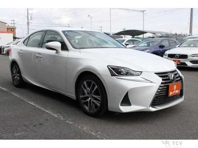 2018 Lexus IS