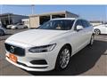 2017 Volvo V90