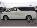 2015 Toyota Alphard Hybrid