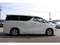 2016 Toyota Vellfire