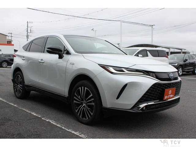 2022 Toyota Harrier Hybrid