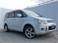2008 Mitsubishi Delica D5