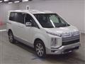 2020 Mitsubishi Delica D5