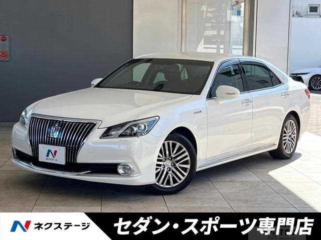 2016 Toyota Crown Majesta