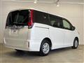 2015 Toyota Noah