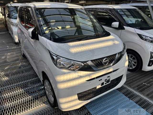 2022 Nissan Nissan Others