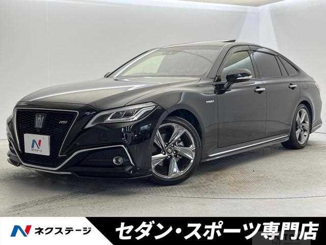 2019 Toyota Crown Hybrid
