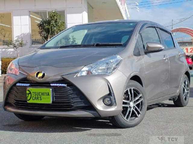 2017 Toyota Vitz