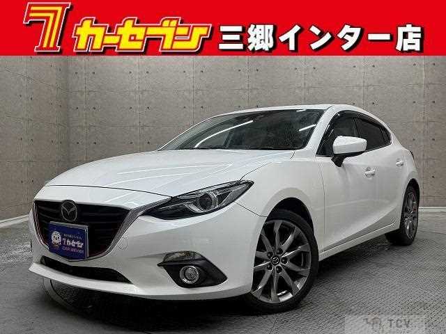 2014 Mazda Axela