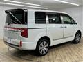 2019 Mitsubishi Delica D5