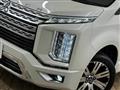 2019 Mitsubishi Delica D5