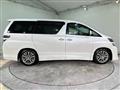 2013 Toyota Vellfire