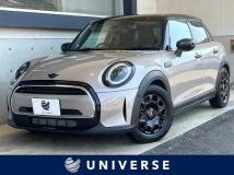 2022 BMW MINI