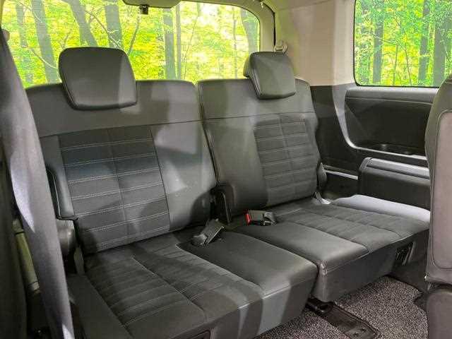 Mitsubishi Delica D5 2025 — миниатюра 11