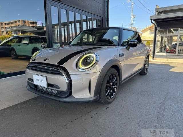 2022 BMW MINI