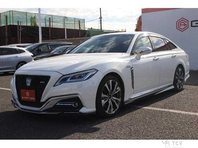2018 Toyota Crown Hybrid