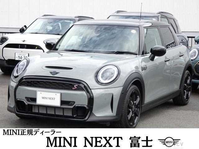 2022 BMW MINI