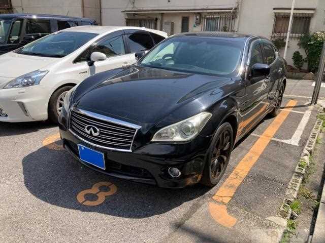 2010 Nissan Fuga