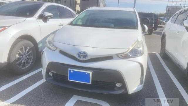 2015 Toyota PRIUS α