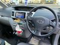 2006 Toyota Voxy