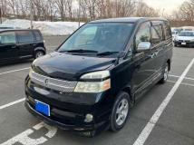 2006 Toyota Voxy