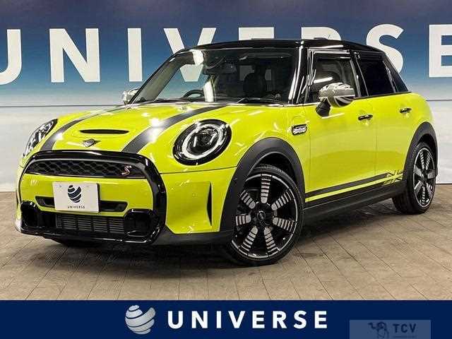 2022 BMW MINI