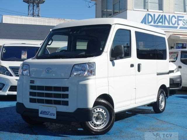 2022 Daihatsu Hijet Cargo