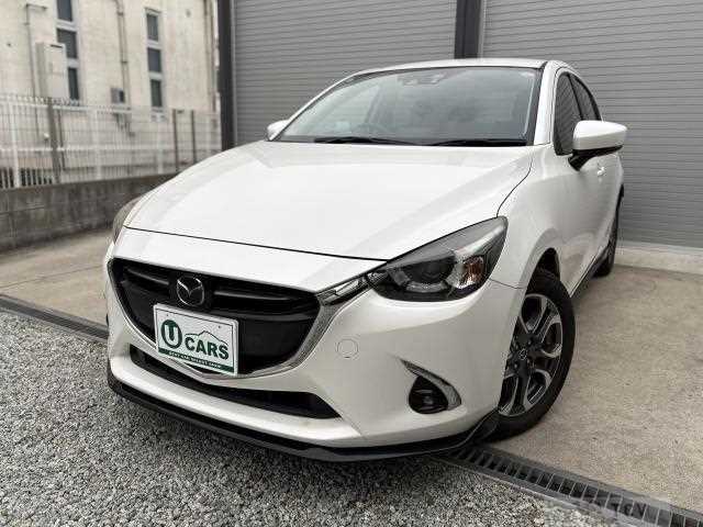 2017 Mazda Demio