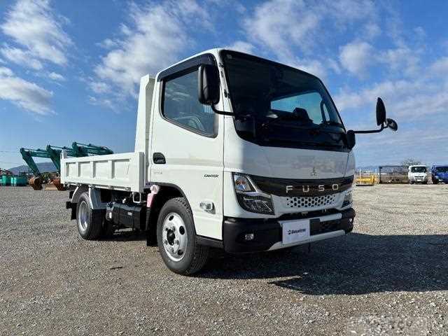 2025 Mitsubishi Fuso Canter