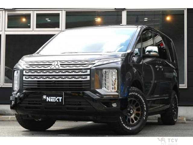 2021 Mitsubishi Delica D5