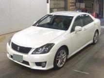 2013 Toyota Crown