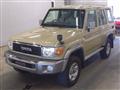 Toyota/Landcruiser 70