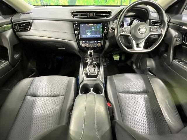 Nissan X-Trail 2022 — миниатюра 2