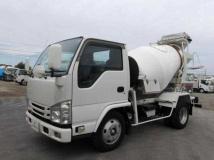 2022 Isuzu Elf Truck