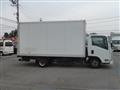 2009 Isuzu Elf Truck