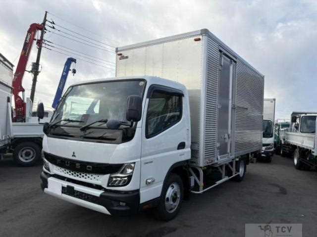 2025 Mitsubishi Fuso Canter